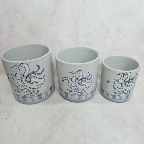 Vtg Set Of 3 Louisville Stoneware Gaggle of Geese Goose Canisters No Lids 6.5" - Picture 13 of 15
